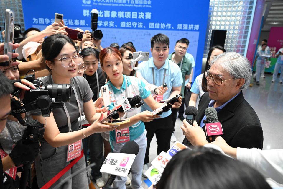 会闭幕后